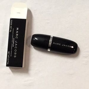 MARC JACOBS BRAND NEW concealer medium 39